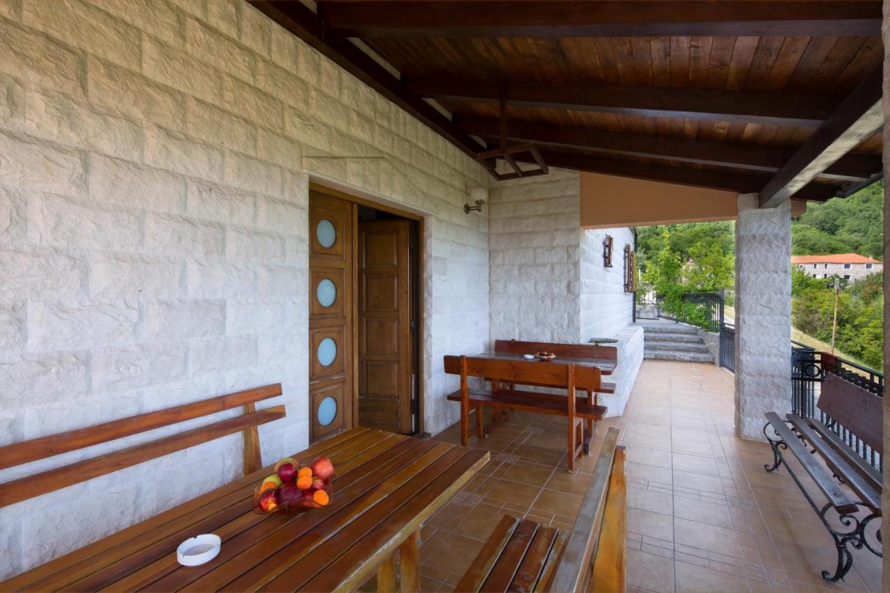 Villa Robinson Petrovac Exterior photo