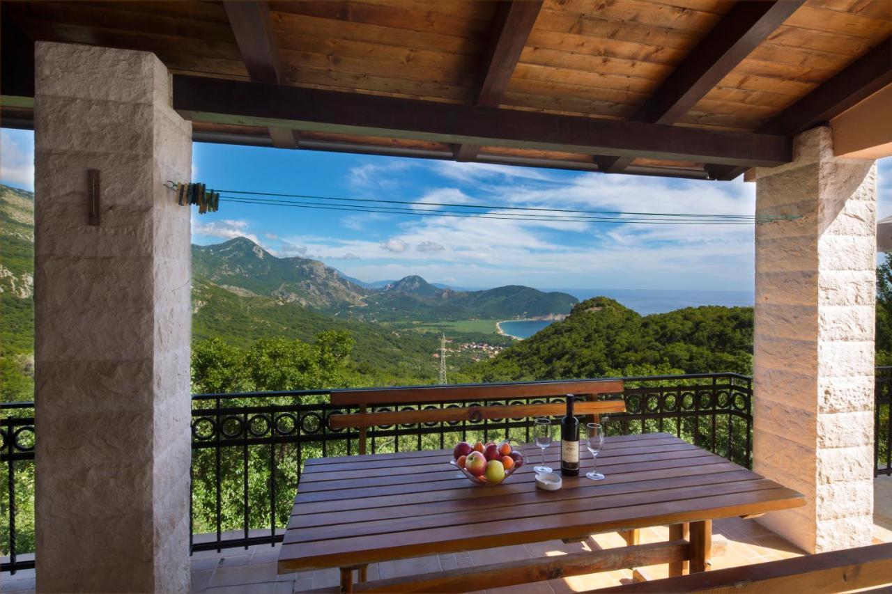 Villa Robinson Petrovac Exterior photo