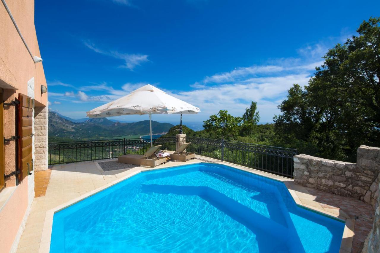 Villa Robinson Petrovac Exterior photo